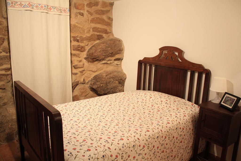 Casa Do Arco - Casa De Campo Mezio Стая снимка
